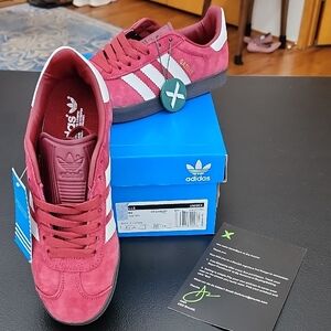 NEW - Adidas Gazelle Sneakers IG4990 Unisex Size 4.5 UK